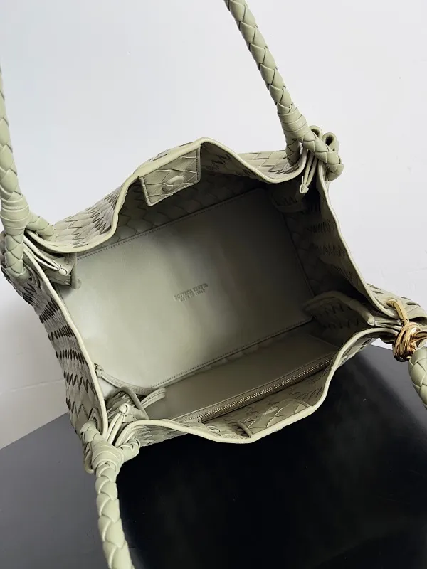 All categories 💚 Authentic bags 💚 BV 2025 new BV armpit bag